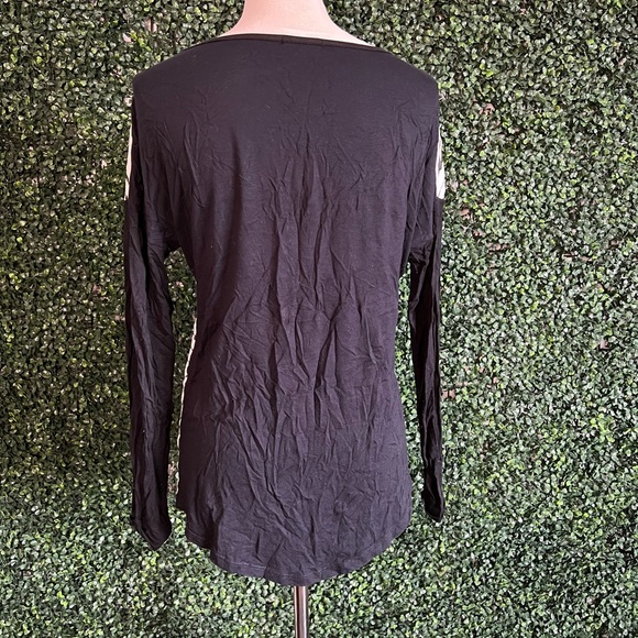 Pistachio Black Blouse 3D Printed Size S - Picture 3 of 9